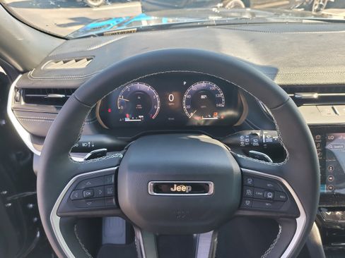 New 2026 Jeep Grand Cherokee L 2WD image 20