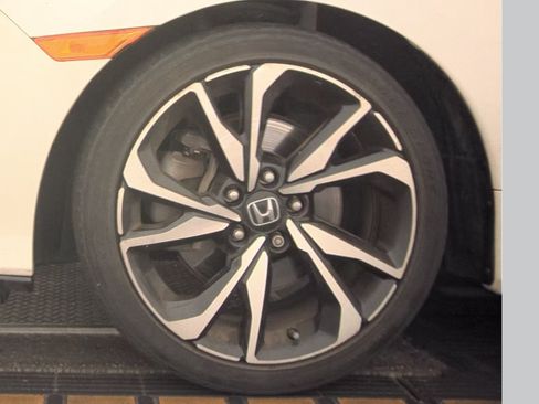 Used 2019 Honda Civic Si image 7