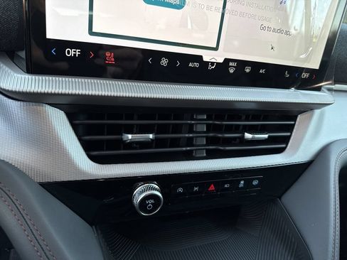New 2026 Ford Explorer Active w/ Active Comfort Package RWD image 39