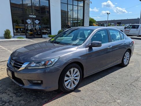Used 2014 Honda Accord EX image 2