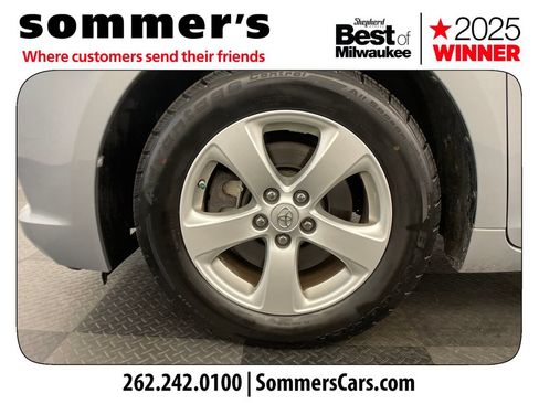 Used 2015 Toyota Sienna LE FWD image 23