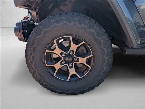 Used 2018 Jeep Wrangler Unlimited Rubicon AWD/4WD image 18
