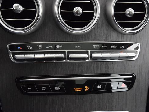 Certified 2022 Mercedes-Benz GLC 300 image 27