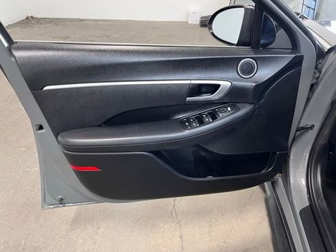 Used 2021 Hyundai Sonata SE w/ Cargo Package image 24