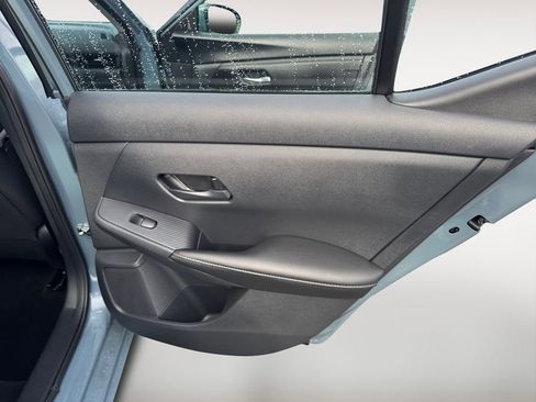 Used 2024 Nissan Sentra SV image 30