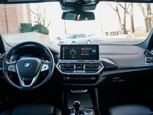 Used 2023 BMW X3 xDrive30i w/ Premium Package image 11