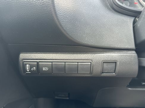 Used 2021 Toyota Corolla SE image 23