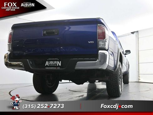 Used 2023 Toyota Tacoma TRD Off-Road AWD/4WD image 22
