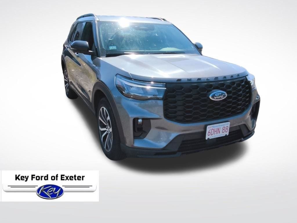 Used 2025 Ford Explorer ST-Line AWD/4WD image 2