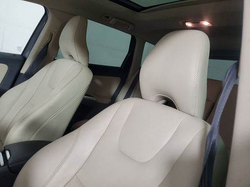 Used 2017 Volvo XC60 T5 Inscription w/ Preferred Option Package image 23