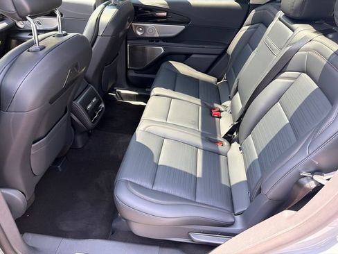 New 2026 Lincoln Nautilus Reserve AWD/4WD image 21