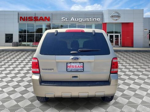 Used 2011 Ford Escape XLS w/ 101A Rapid Spec Order Code AWD/4WD image 3
