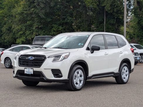 Used 2022 Subaru Forester AWD/4WD image 9