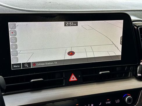 Used 2023 Kia Sportage EX image 16