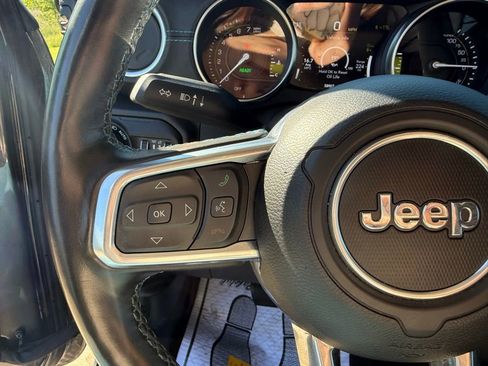 Used 2022 Jeep Wrangler Unlimited Rubicon 4xe w/ Steel Bumper Group AWD/4WD image 26