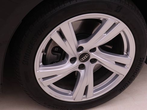 Certified 2025 Audi A5 2.0T Premium w/ Convenience Package AWD/4WD image 9