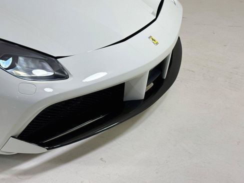 Used 2018 Ferrari 488 Spider RWD image 34