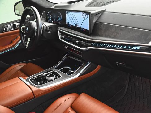 Used 2023 BMW X7 xDrive40i w/ Executive Package AWD/4WD image 43