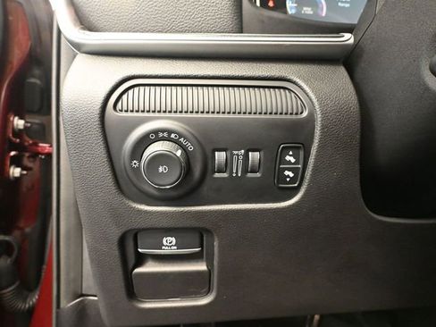 Used 2022 Jeep Wagoneer Series I image 33