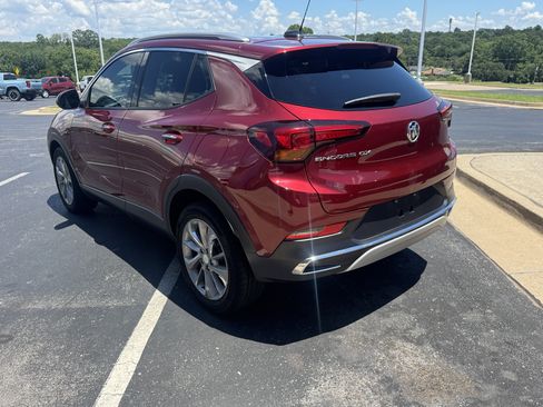 Used 2023 Buick Encore GX Essence w/ Experience Buick Package FWD image 3