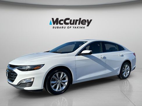 Used 2024 Chevrolet Malibu LT FWD image 2
