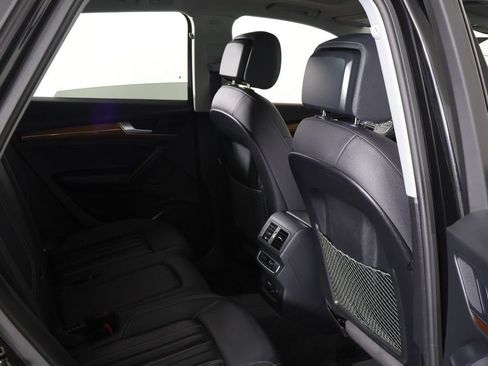 Used 2023 Audi Q5 2.0T Premium w/ Convenience Package AWD/4WD image 29