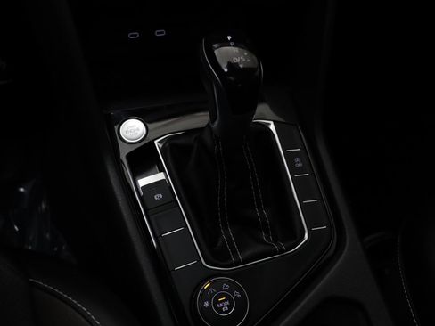 Used 2023 Volkswagen Taos SEL image 12