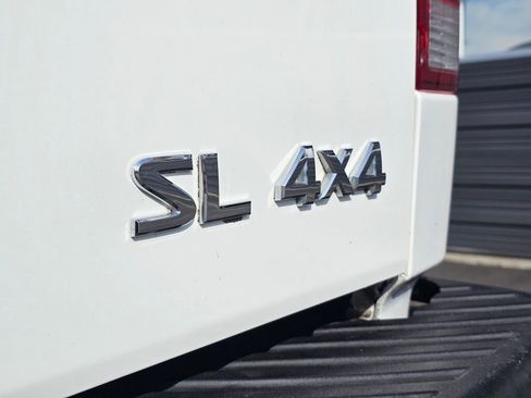 Used 2012 Nissan Titan SL image 15