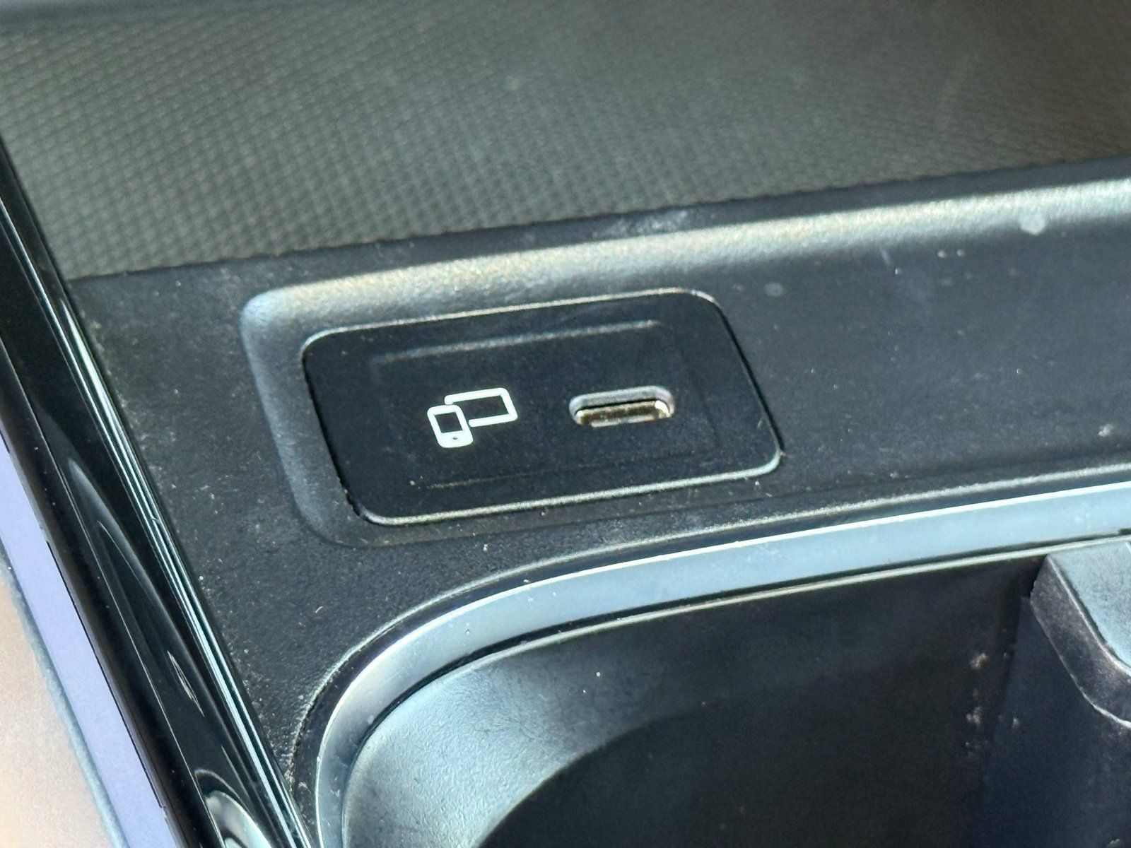 Used 2023 Mercedes-Benz GLB 250 image 36