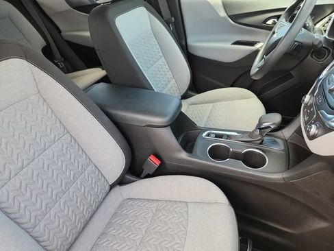Used 2022 Chevrolet Equinox LT FWD image 21