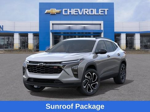 New 2026 Chevrolet Trax RS w/ Sunroof Package FWD image 7