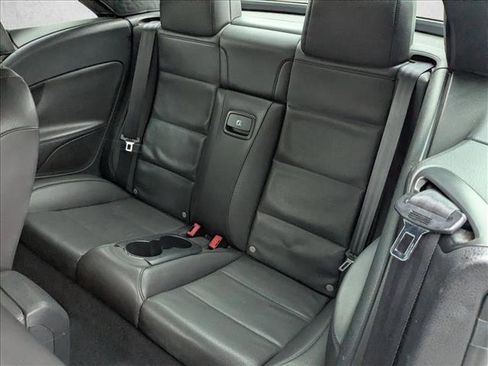 Used 2014 Volkswagen Eos Sport image 16