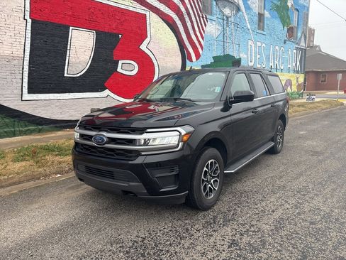 Used 2023 Ford Expedition Max XLT image 55