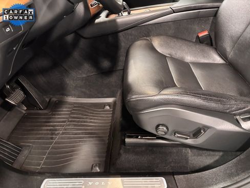 Certified 2023 Volvo XC90 B6 Plus w/ Protection Package Premier image 11