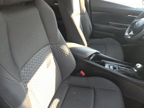 Used 2021 Toyota C-HR LE image 30