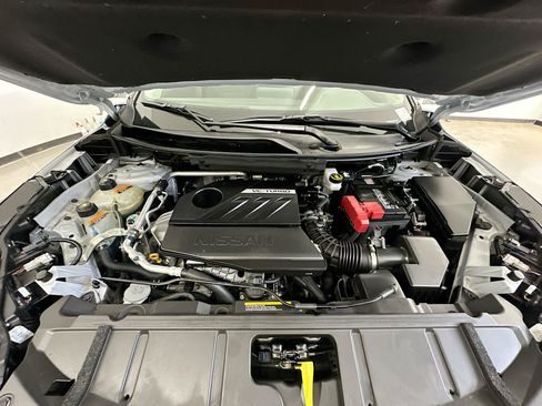 Used 2025 Nissan Rogue SV AWD/4WD image 34