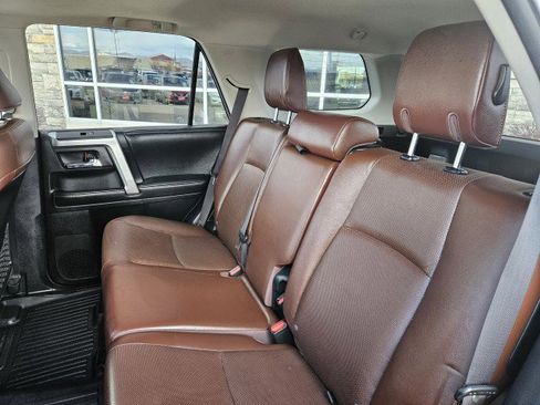 Used 2015 Toyota 4Runner Limited image 25