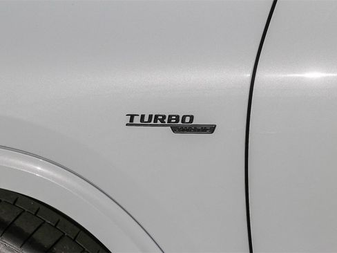 Used 2024 Mercedes-Benz GLA 35 AMG 4MATIC image 11