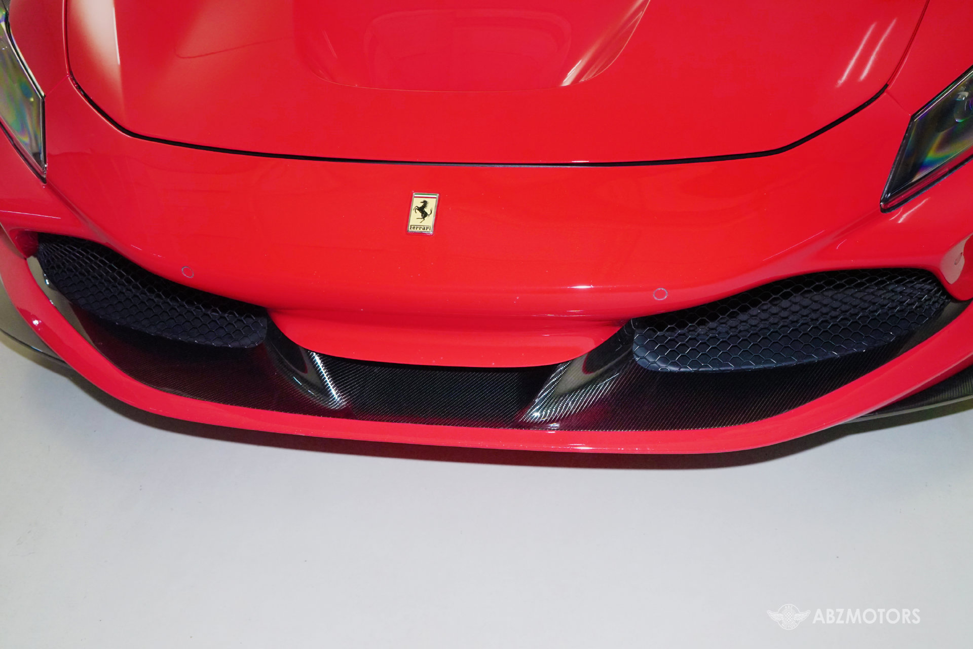 Used 2021 Ferrari F8 Tributo RWD image 11