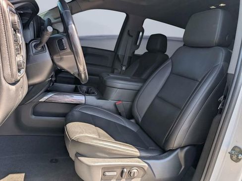 Used 2021 Chevrolet Silverado 1500 LTZ AWD/4WD image 15