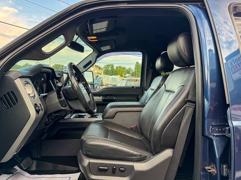 Used 2013 Ford F250 Lariat w/ Chrome Pkg AWD/4WD image 27