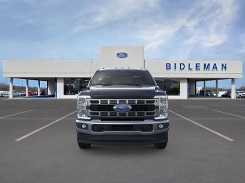 New 2026 Ford F250 XLT w/ Snow Plow Prep Package image 6