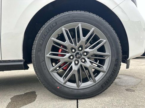 New 2025 Ford Expedition Platinum w/ Stealth Performance Package image 12