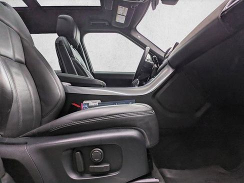Used 2020 Land Rover Range Rover Sport HSE image 21