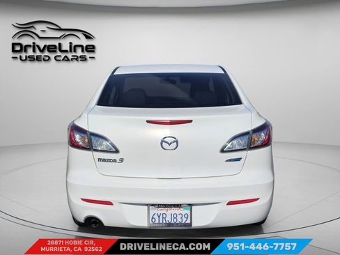 Used 2013 MAZDA MAZDA3 i Sport FWD image 3