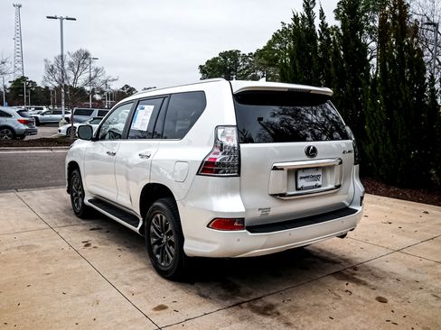 Used 2023 Lexus GX 460 Premium w/ Premium Package image 8