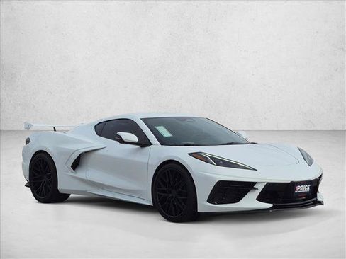 Used 2025 Chevrolet Corvette Stingray Coupe w/ 1LT RWD image 3
