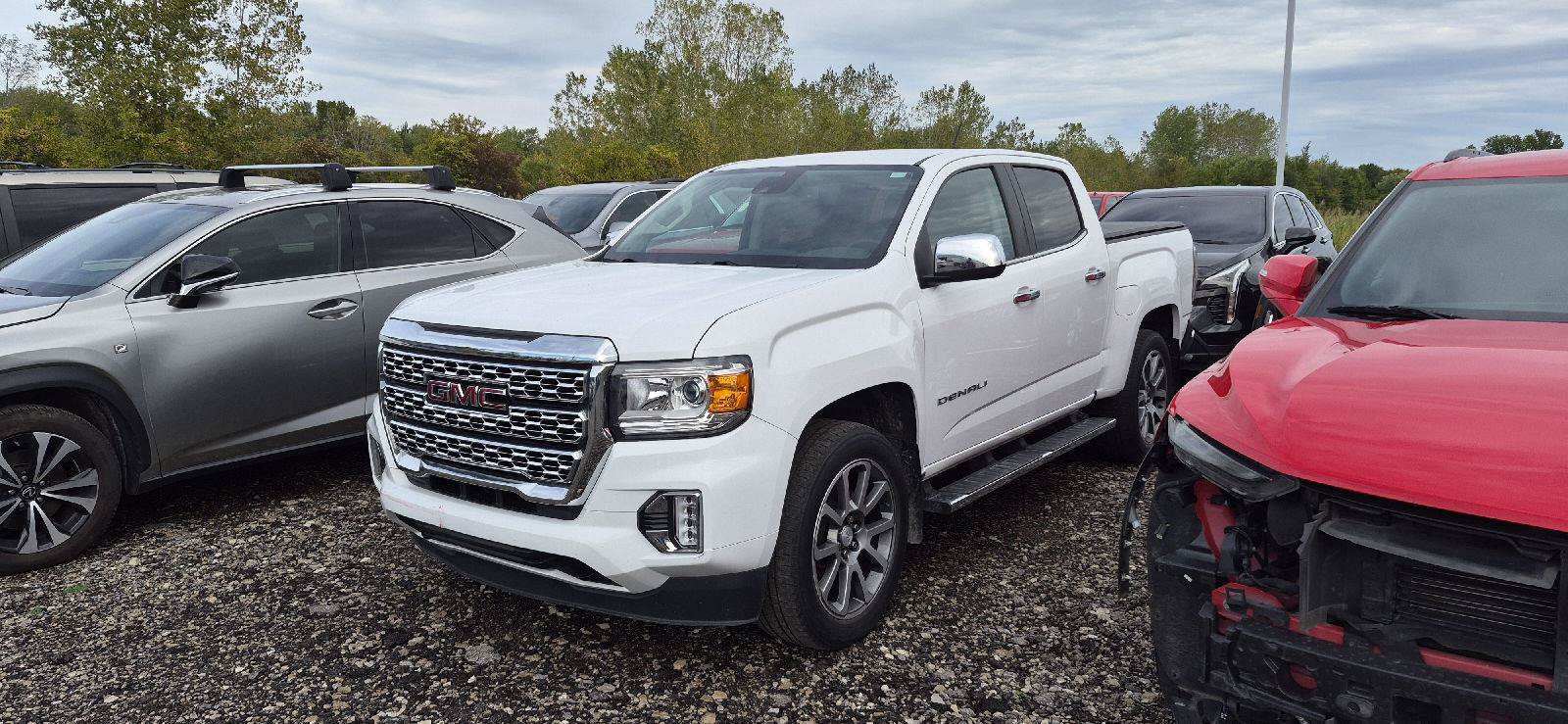 Used 2021 GMC Canyon Denali AWD/4WD image 1