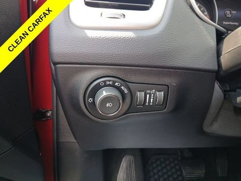 Used 2018 Jeep Compass Latitude w/ Popular Equipment Group AWD/4WD image 30
