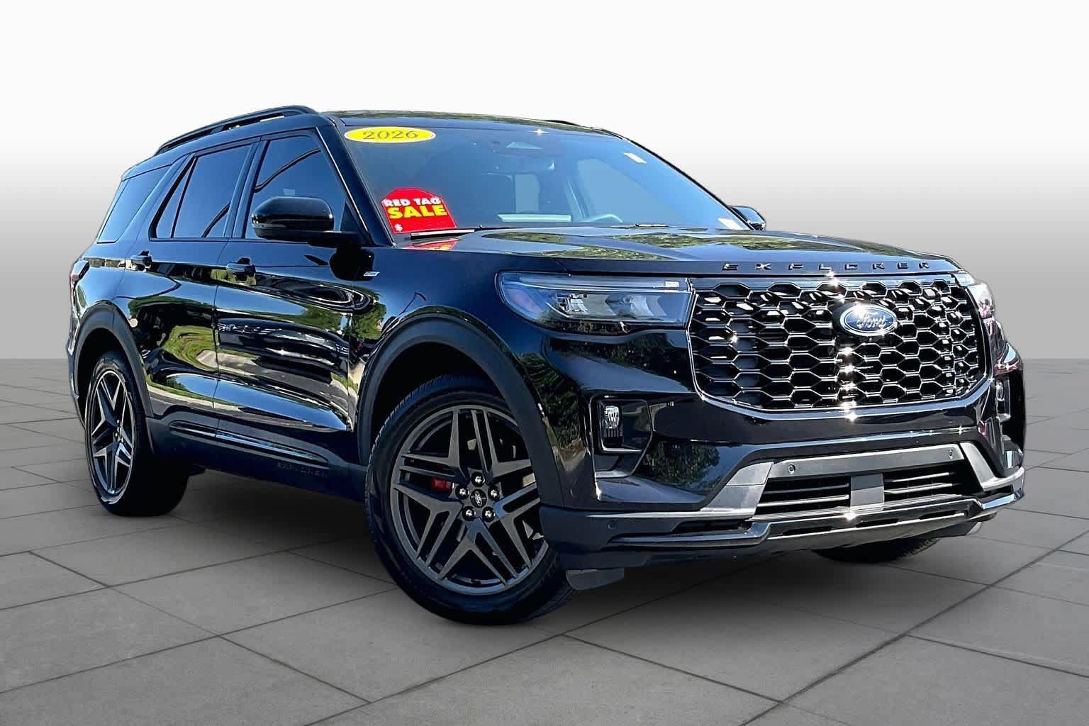 Used 2026 Ford Explorer ST-Line w/ ST-Line Street Pack RWD image 3